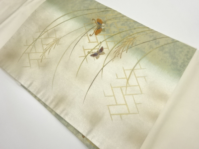 金彩手描き相良刺繍芒に蝶模様名古屋帯